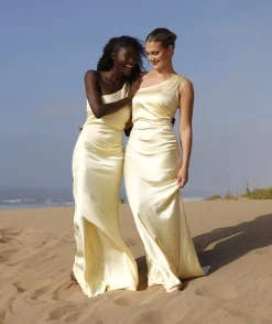 Discount Six Stories One Shoulder Ruched Satin Bridesmaid Dress - Butter Lemon