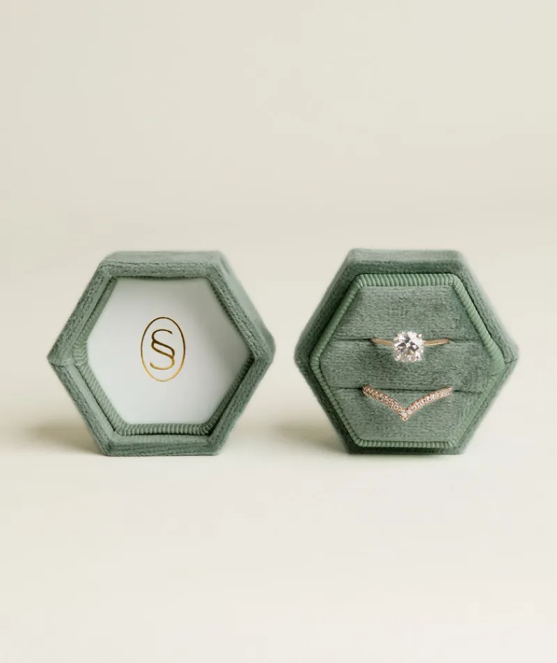 Discount Six Stories Velvet Ring Box