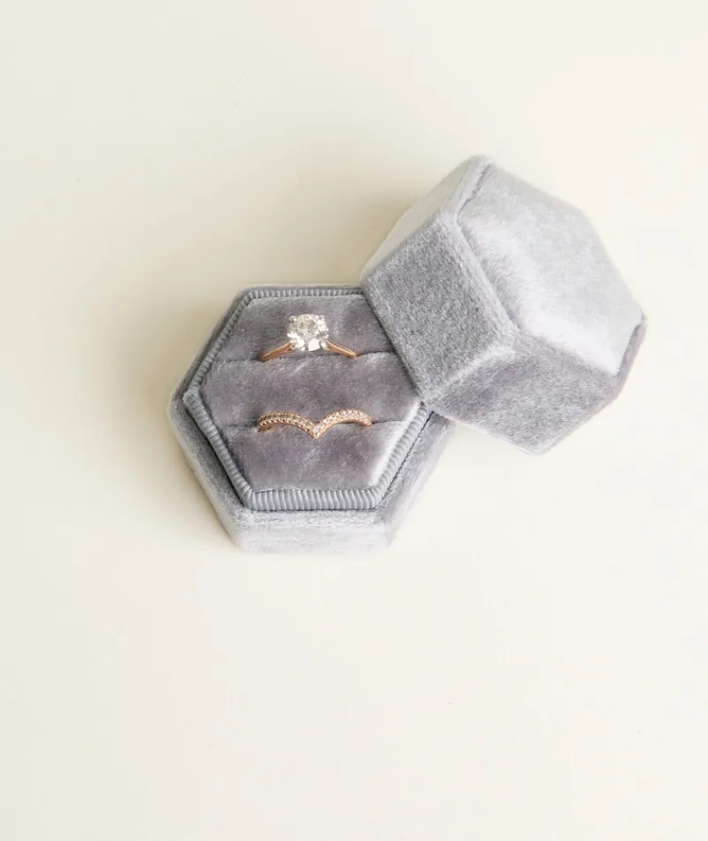 Discount Six Stories Velvet Ring Box