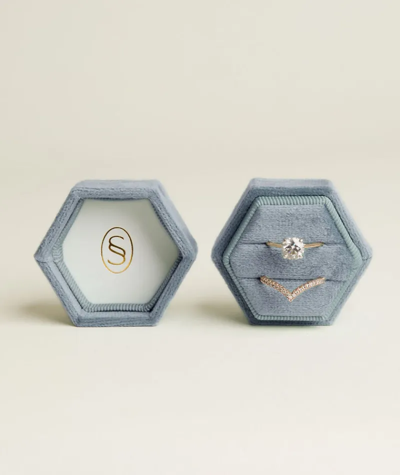 Discount Six Stories Velvet Ring Box